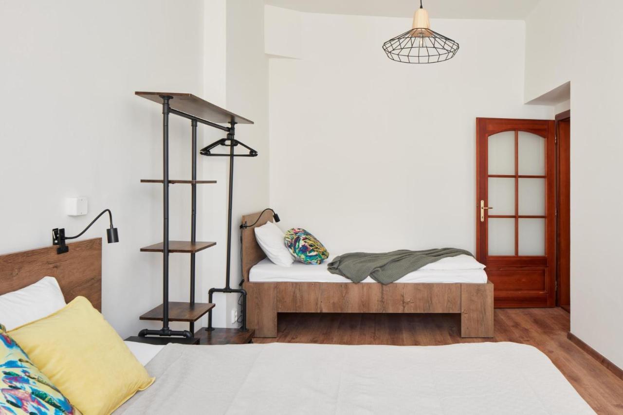 Prague Days - Spacious 3Bdr Apartment - Trendy Neighbourhood Exteriör bild
