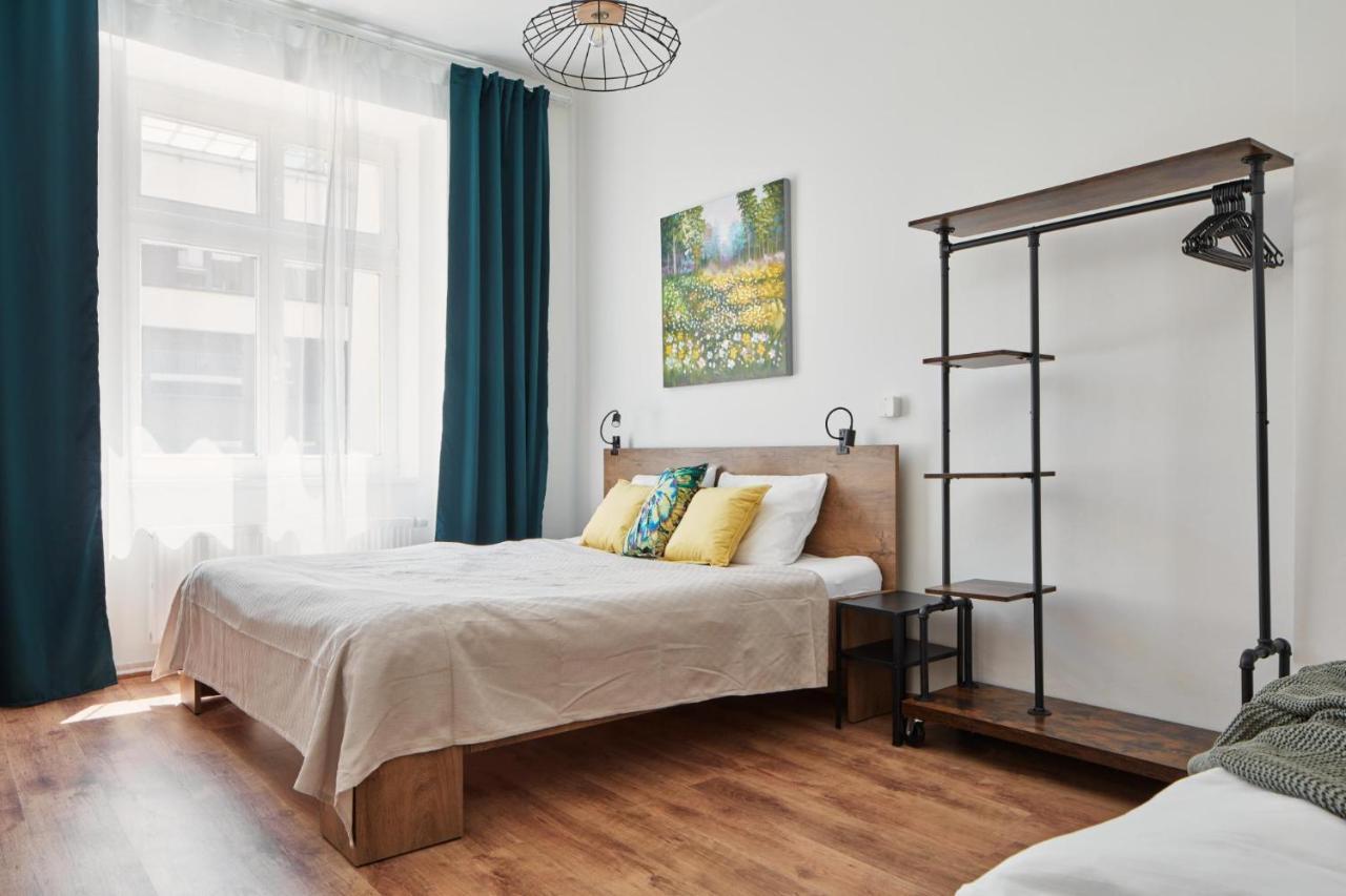 Prague Days - Spacious 3Bdr Apartment - Trendy Neighbourhood Exteriör bild