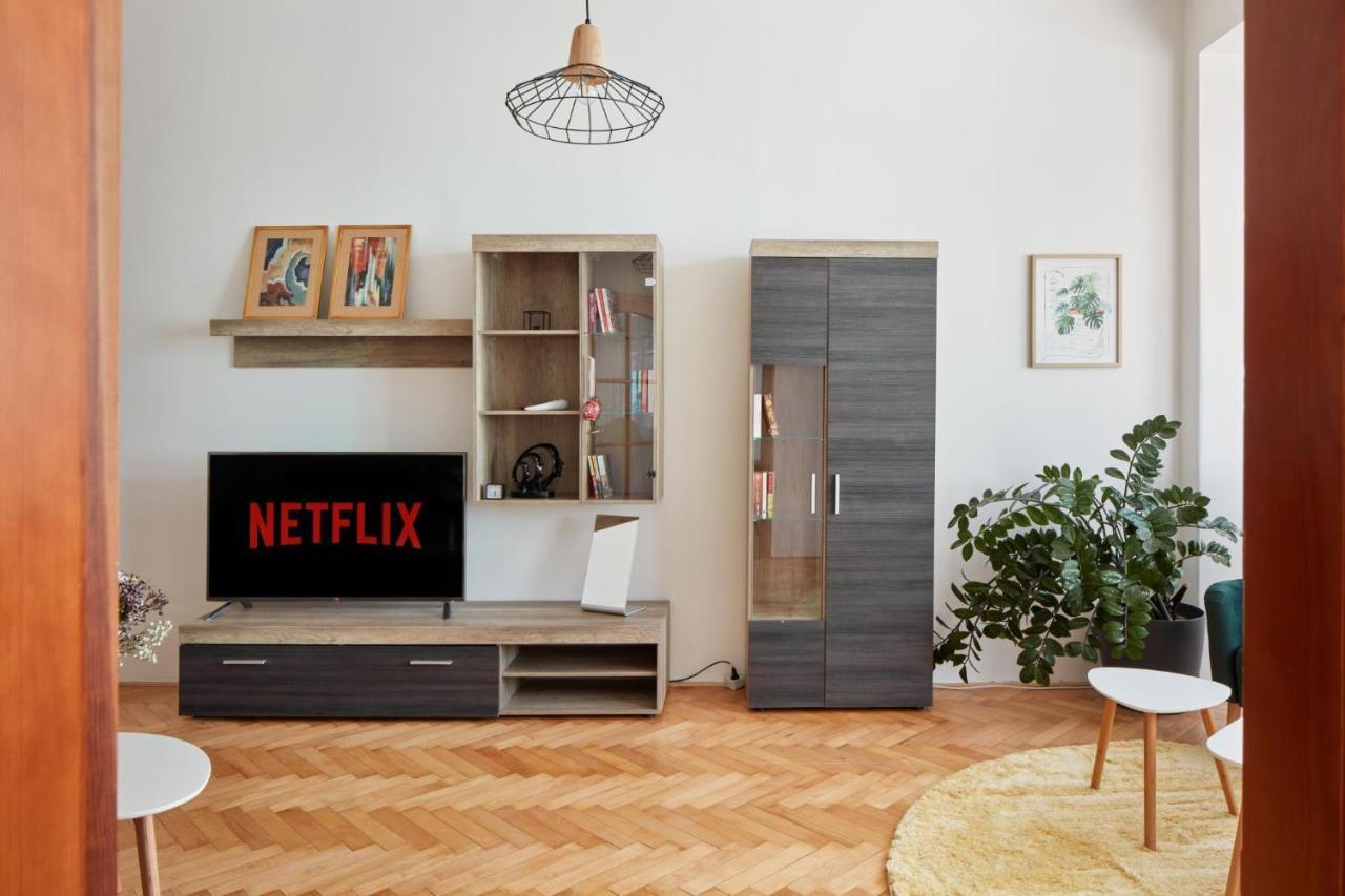 Prague Days - Spacious 3Bdr Apartment - Trendy Neighbourhood Exteriör bild