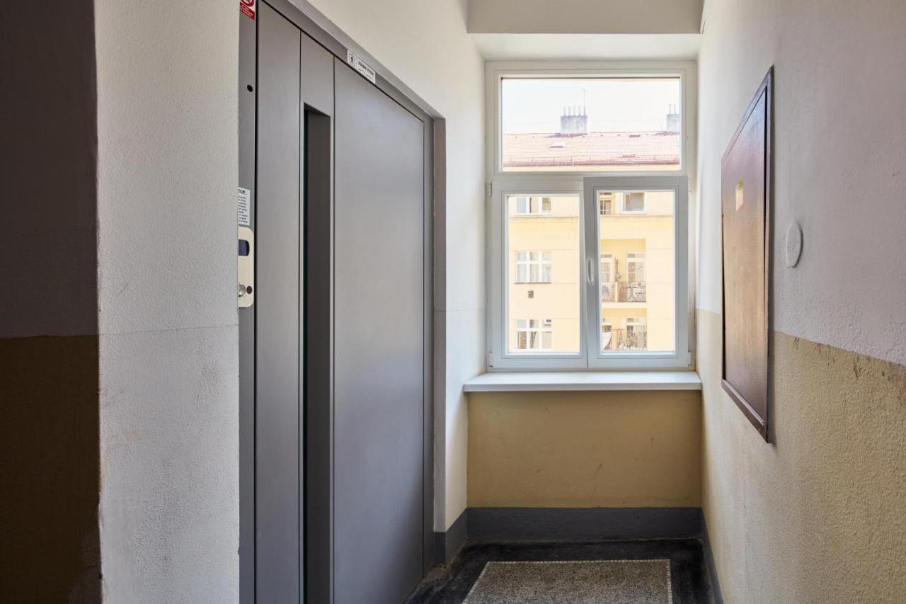 Prague Days - Spacious 3Bdr Apartment - Trendy Neighbourhood Exteriör bild